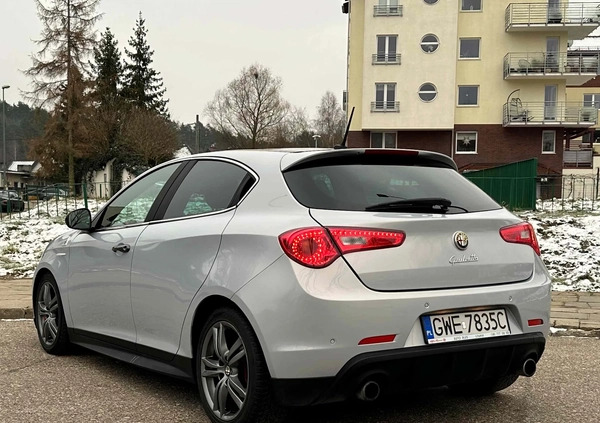 Alfa Romeo Giulietta cena 55900 przebieg: 197950, rok produkcji 2014 z Gdańsk małe 277